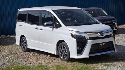 Commercial Transport Operators of Ghana Condemn NRSA’s Decision to Ban Toyota Voxy